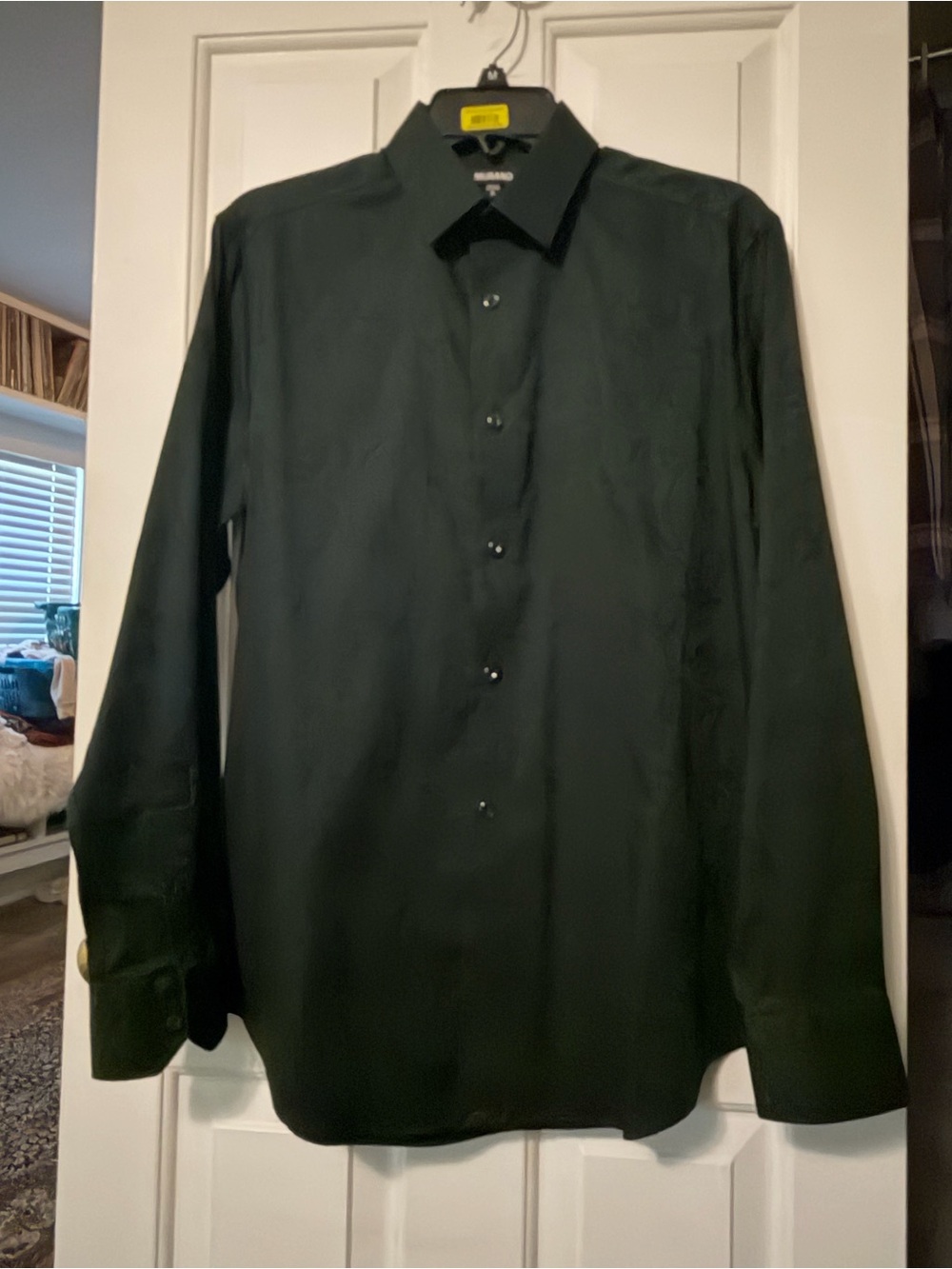 Murano Men's Dark Green Paisley Button-Up Dress Shirt (NWOT)